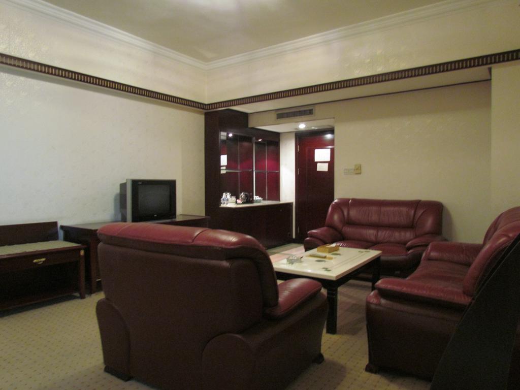 W.Y. Lera Hotel Guangzhou Exteriör bild