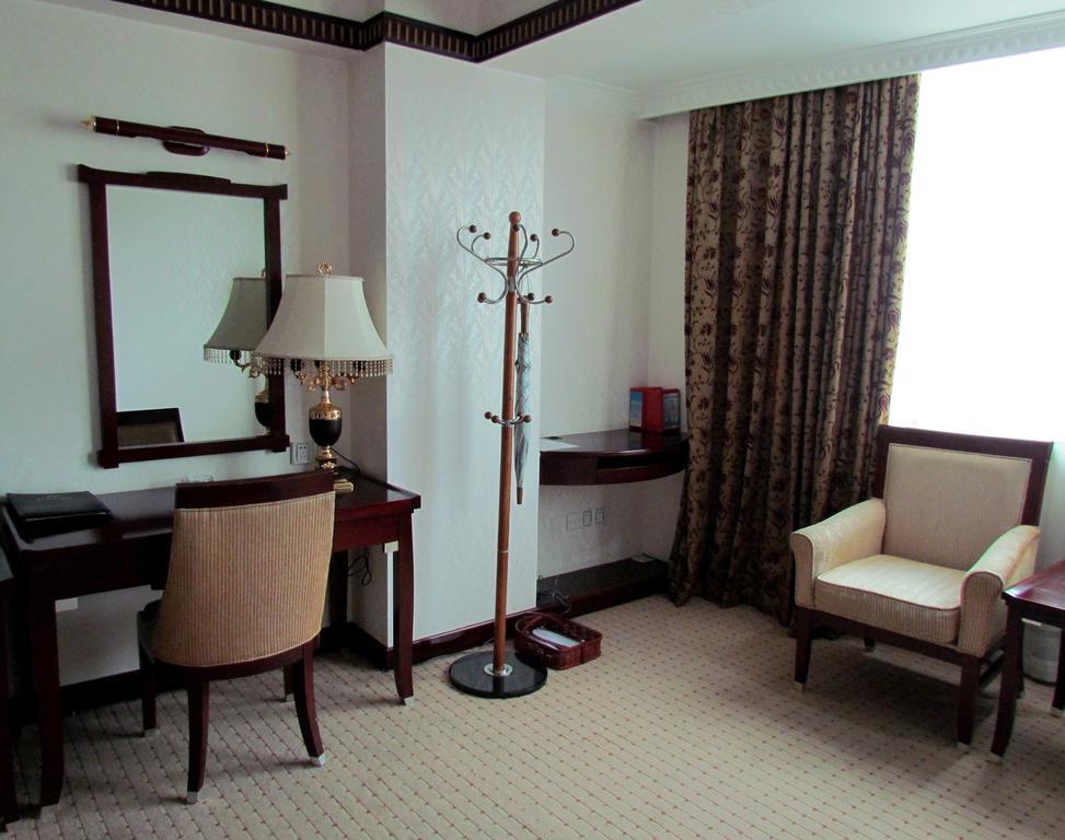 W.Y. Lera Hotel Guangzhou Exteriör bild