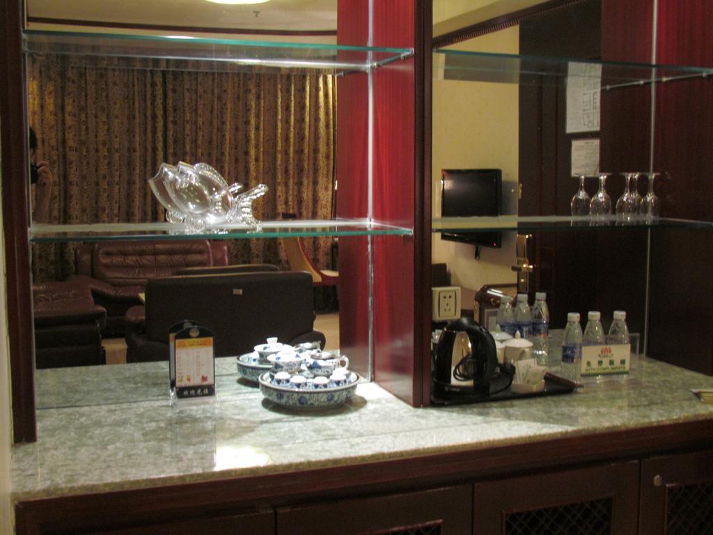 W.Y. Lera Hotel Guangzhou Exteriör bild