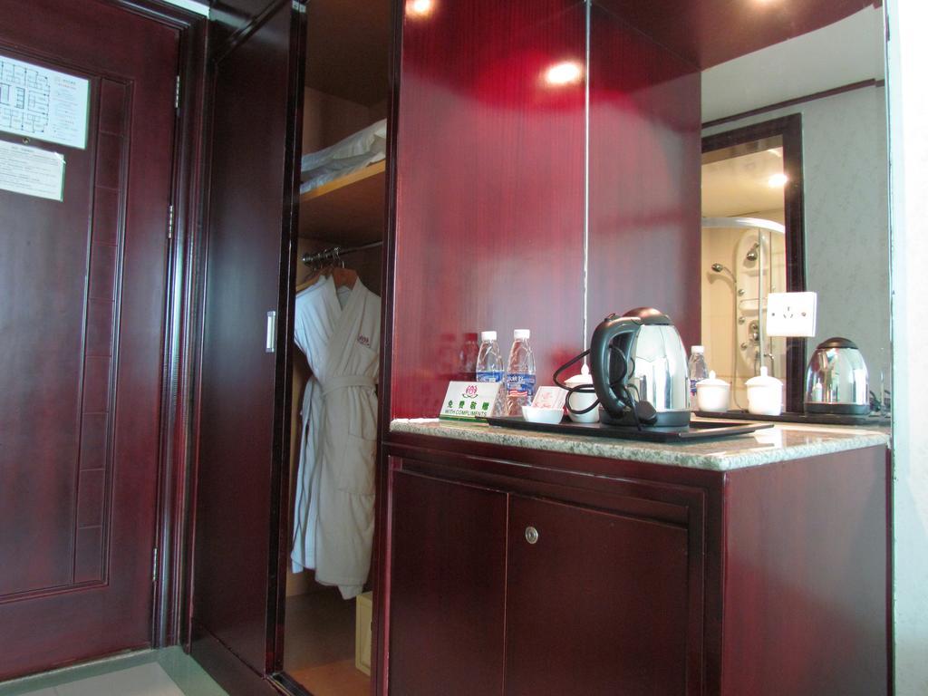 W.Y. Lera Hotel Guangzhou Exteriör bild