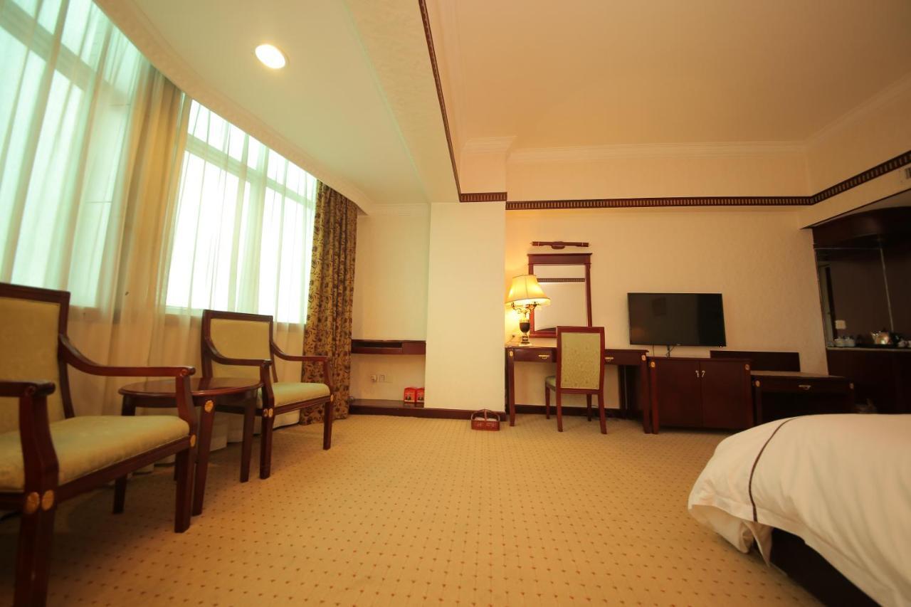 W.Y. Lera Hotel Guangzhou Exteriör bild