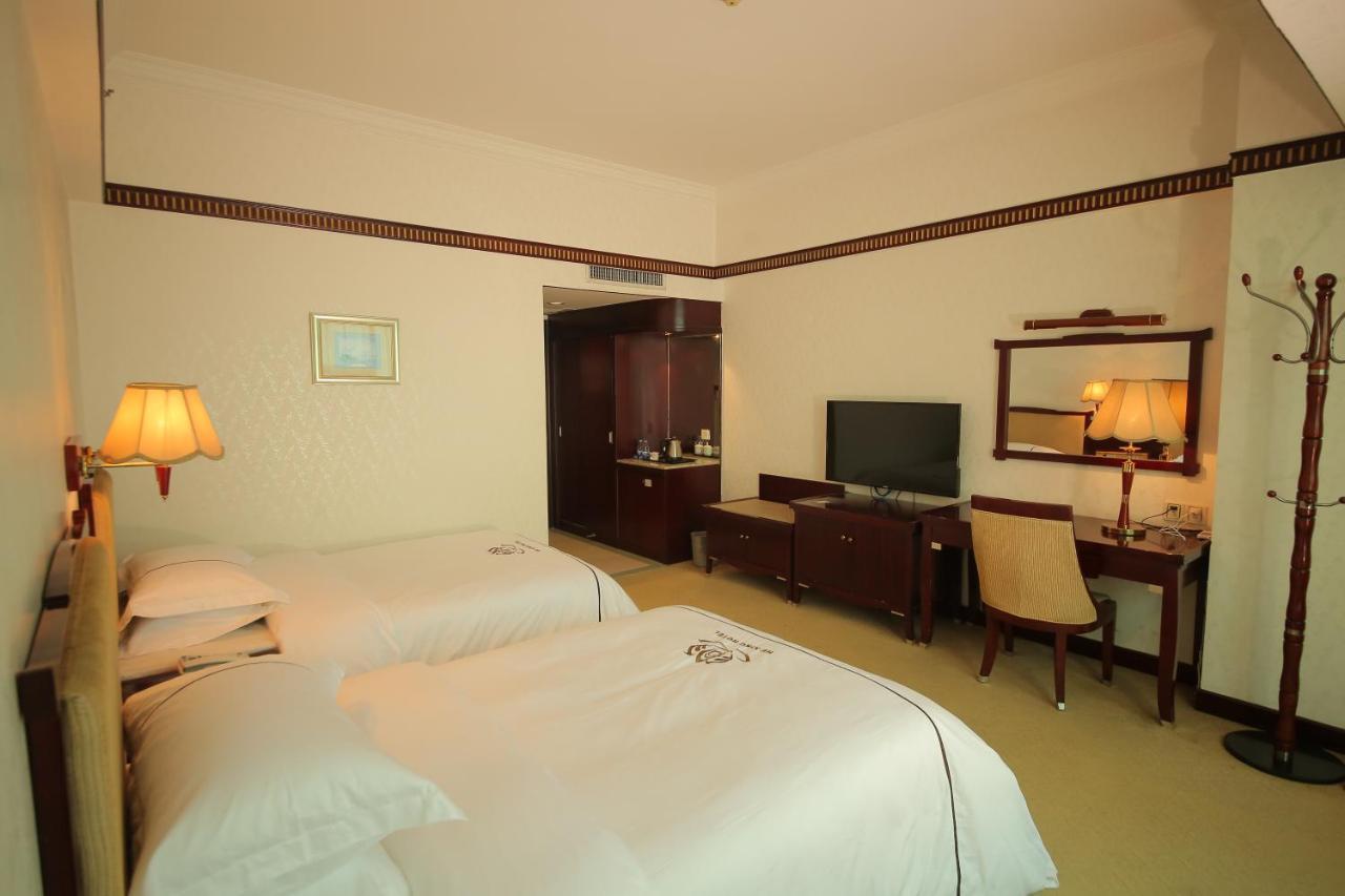 W.Y. Lera Hotel Guangzhou Exteriör bild